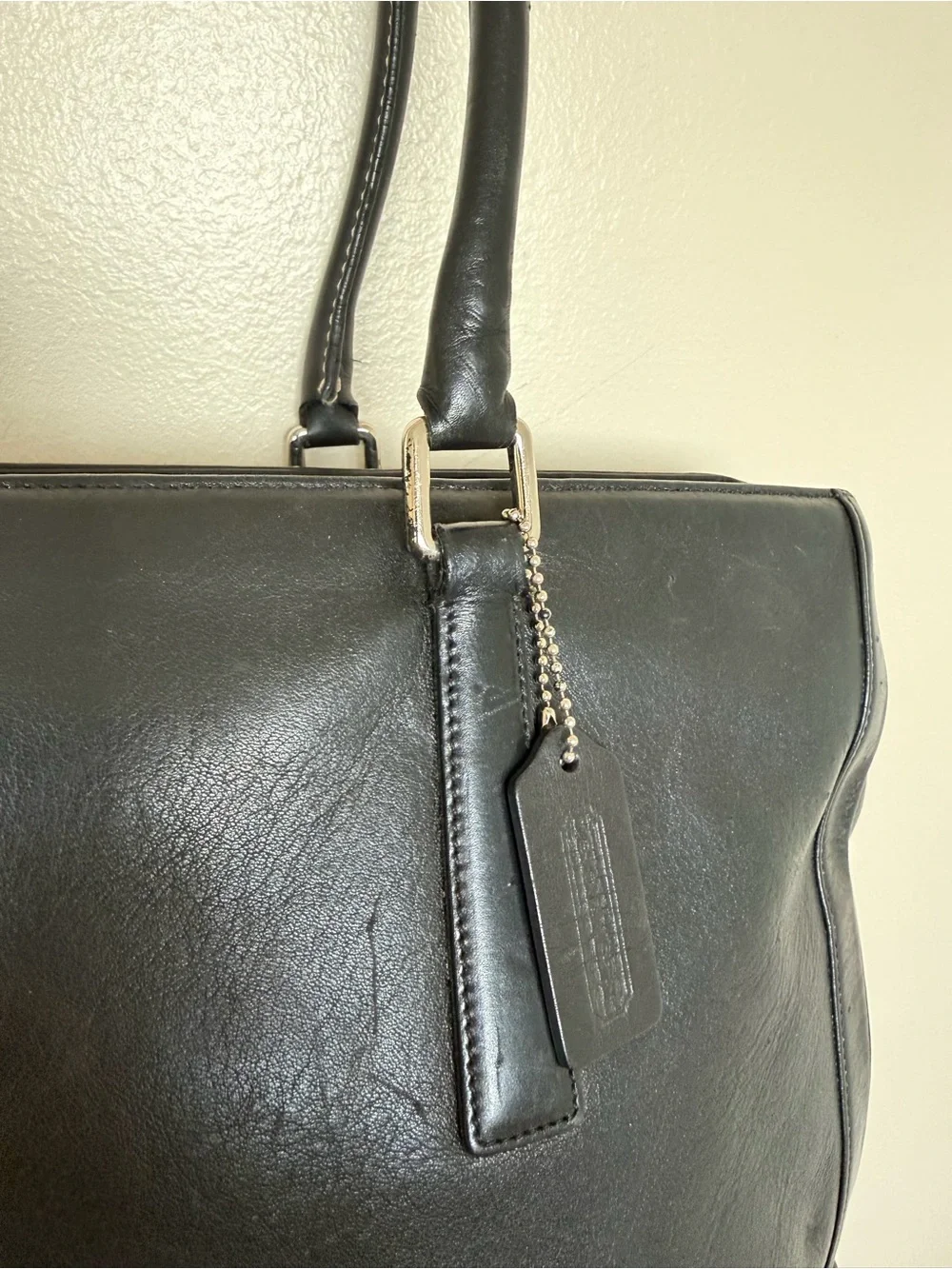 COACH Vintage H2S-9426 Black Leather Tote Computer Bag with Black Wristlet